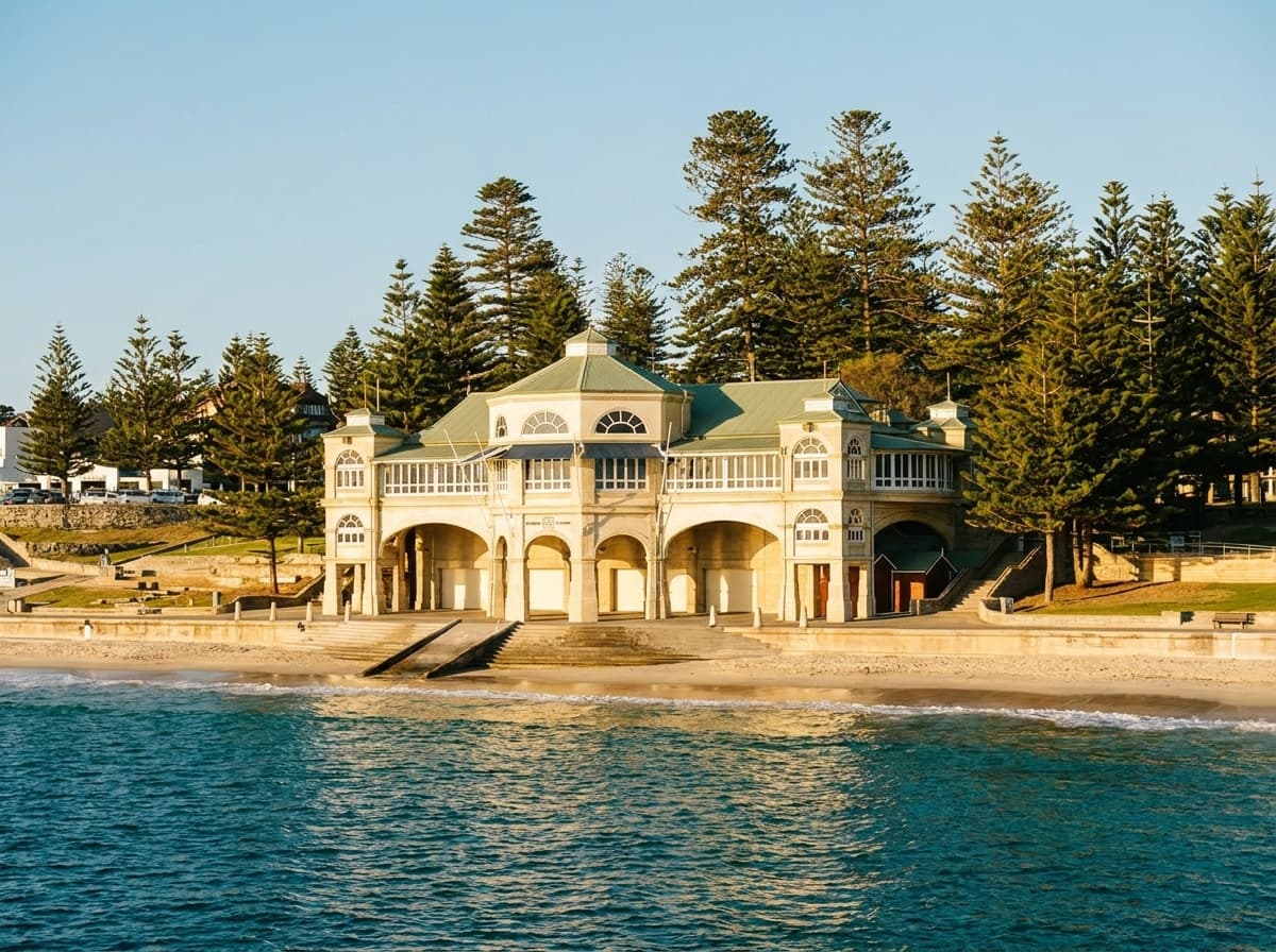 Cottesloe streetscape